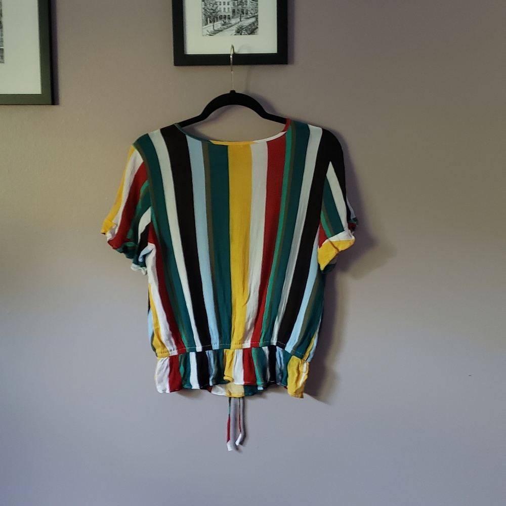 Express Lightweight Stretchy Top - Picture 6 of 6